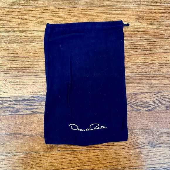 Oscar de la Renta Dust Bag - Picture 1 of 5